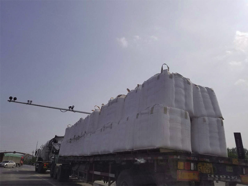 内拉筋吨包产品整车运输